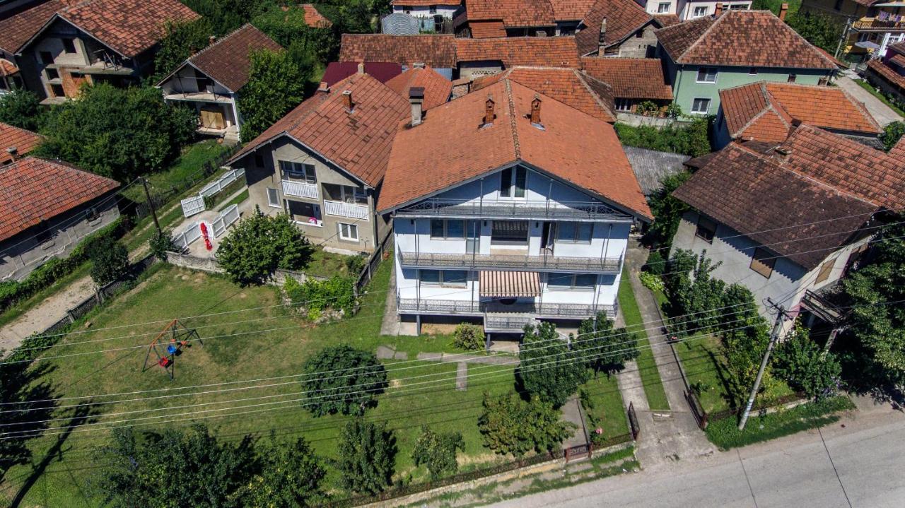 Kuca Za Odmor Zivkovic - Strmosten Despotovac Exterior foto